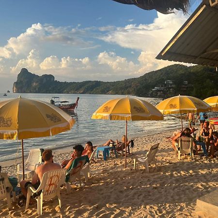 Phi Phi Ocean Club Hostel Bagian luar foto