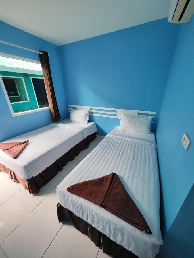 Phi Phi Ocean Club Hostel Bagian luar foto