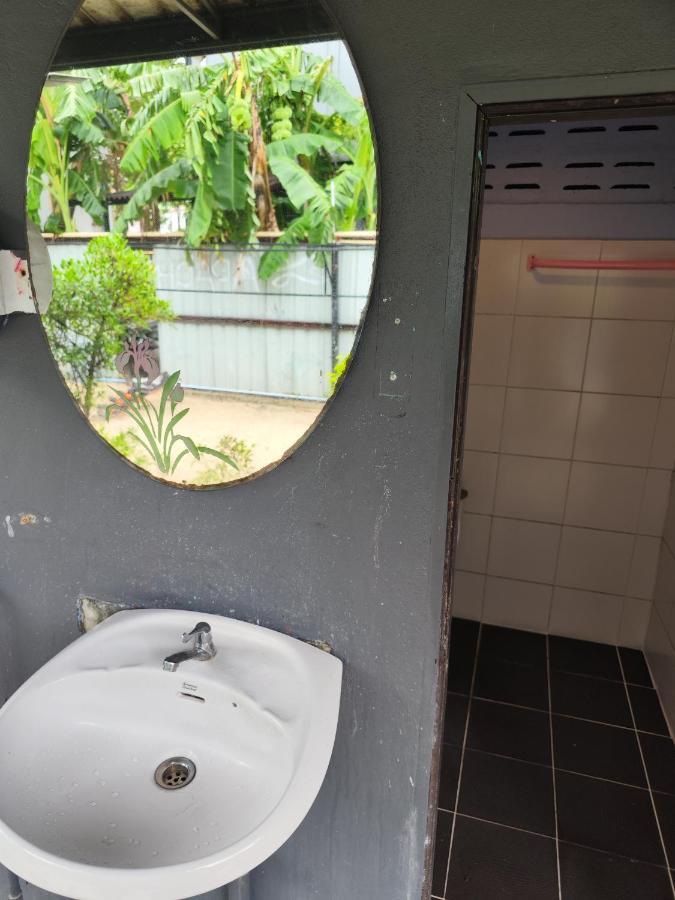 Phi Phi Ocean Club Hostel Bagian luar foto