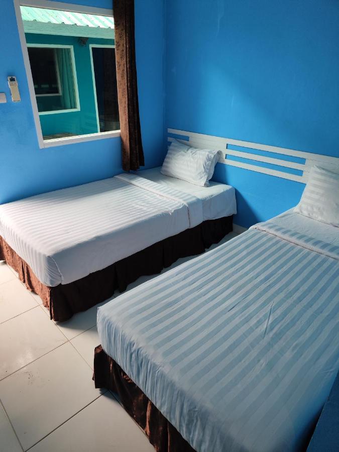 Phi Phi Ocean Club Hostel Bagian luar foto